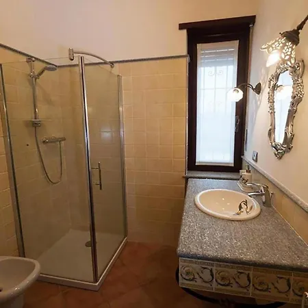 Azienda Agrituristica Villa Bordone * Villafranca d'Asti
